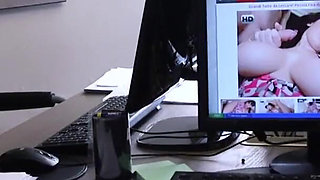 Silvia Lamberti -Squirting office