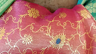 Housewife enjoying hot fucking in bed