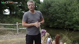 Nasty CFNM babes gives BJ to guy outdoor