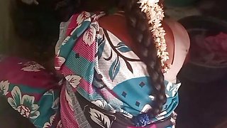 Priyanka sexy aunty dress washing in bathrome