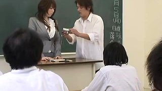 Woman Teacher Nakadashi