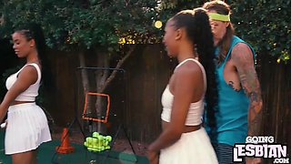 Horny ebony lesbians pleasing each other