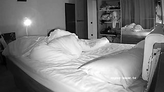 Horny fat arab housewife fingered on amateur hidden cam