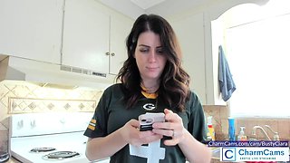 BustyCiara Sex chatroom at CharmCams