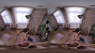 Lia Lin VR Porn: Fast Learner - DarkRoomVR