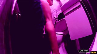 Public Love Making in the Toilet of a Nightclub Hot Video