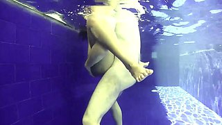 JohnTronX - I fucked a gorgeous Asian babe in the pool in