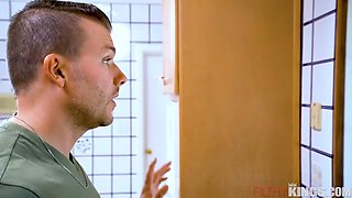 Luna Luxe And Codey Steele In Makes His Stepdaughter Suck His Cock Poolside