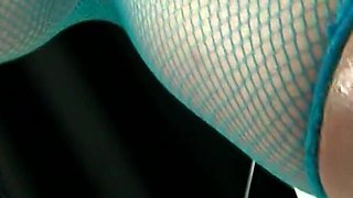 Two lesbians love oil and fisting
