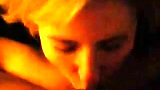 Chupando Y Lamiendo Enorme Clitoris