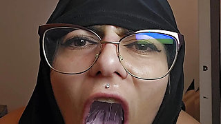 Blowing My Dildo While I Say Naughty Things Mia Niqab