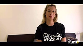 Amateur couple - Shona River me tells me about her practices and completes up fingering  benefit monkey