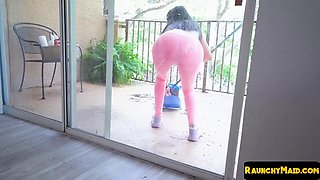 Nasty sexy maid deephroating bosses BBC