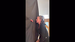 Amateur Lyndsay Loves Facials at the Gloryhole