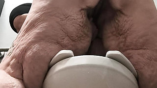 Fucking Fat Whore Over Toilet Hit the Flusher She's a Gusher