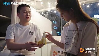 Domestic AV LeBo Media Peach Ripe Brother and Sister Banana Talks about Dong Xiaowan