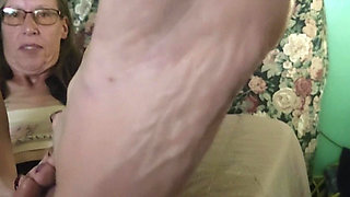 Goode Girl Puts on Foot Fetish Show with JOI and Dildo