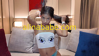 18 Year Old Solo Thai Twerking In Her Big Butt In Bed