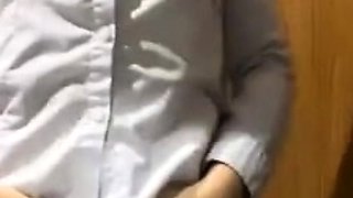 Hot Chinese masturbate in toilet during work