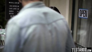 Tiny waitress tricked by a sly customer