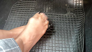 After-workout quick footjob tease and double cumshot