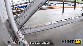 Hunt4k. blonda beauty sucked a dong in the teach station wc!