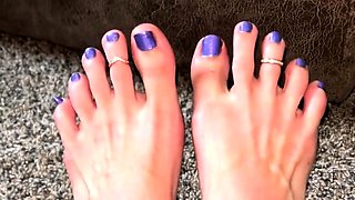 Foot fetish Close up feet and toes tease