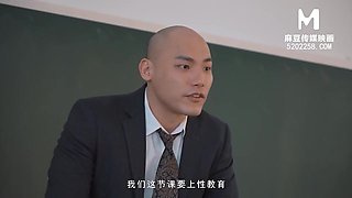 0201 课堂真实性爱教具/免费观看