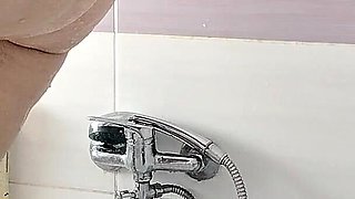 Sexy Matureshaving Her Hairy Pussy. Latina Hairy Pussy, Big Ass, Big Tits.