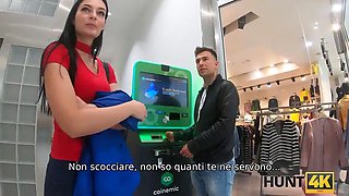 Hunt4k. hunter incontra un modello super hot che rimane senza soldi
