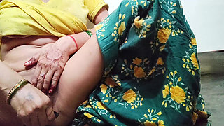 Jiju viral Saali MMS Hairy pussy clean shave Indian desi girl pussy, School giirl pussy Shaved, desi girl ke chut ke Baal