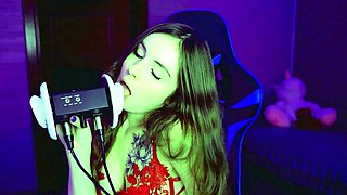 Webcam fun mature brunette with toys cum on cam