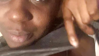 FEMALE RAPPER EXPOSED : (new famous girl)