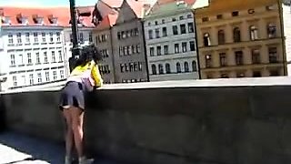 Amateur skater girl outdoor in public fucking for money