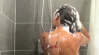 SMALL TIT BRUNETTE TATTOOED TEEN GIRLFRIEND CAUGHT IN SHOWER