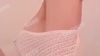 2670 단발머리 누나 몸매 개쩐다 참젖 자위 풀버전은 텔레그램 UB892 Korea 한국 최신 국산 성인방 야동방 빨간방 온리팬스 트위터