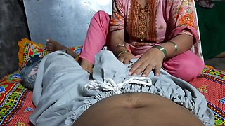 Indian chubby mom amateur porn