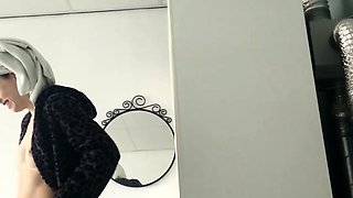 Dutch webslut Susanne tits exposed