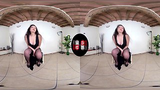 Seductive Sofia Gives You A Steamy Hot Foot Tease; Stunning Brunette Leg And Foot Fetish Stocking Virtual Reality Video