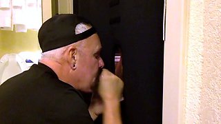 amater old gay mature gloryhole visit