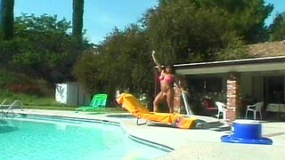 Muscled French MILF DP in Outdoor Threesome