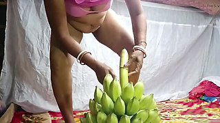 Indian Bhabhi Nomita Boudi Banana Insertion Pussy Fun Outdoor Doggy Style