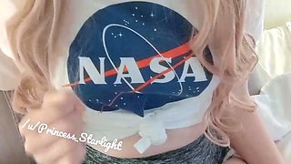 Sexy hottie Anetta Keys enjoys a solo toy masturbation