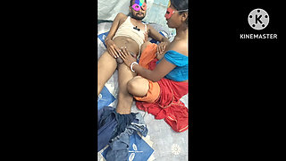 Indian Desi Red Saree Bhabhi Got Her Dick Sucked by a Bihari Boy