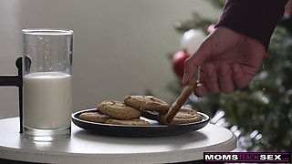 Naughty stepmom asks for milk for Santa - S18: E9