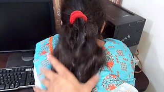 Indian Girl Had Sex with Her Boss to Get a Quick Promotion