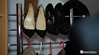 Adelle Unicorn - Cosplay VR Content Backstages