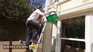 Brazzers - sexy homeowner kayla wild trades her money apex for a dual dicking from window washers