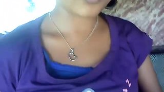 Indian Village Gir Exposing Her Nice Boobs - Indian Hidden Cams