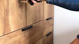 Amateur Foot Fetish Girlfriend Sucks and gives a Footjob